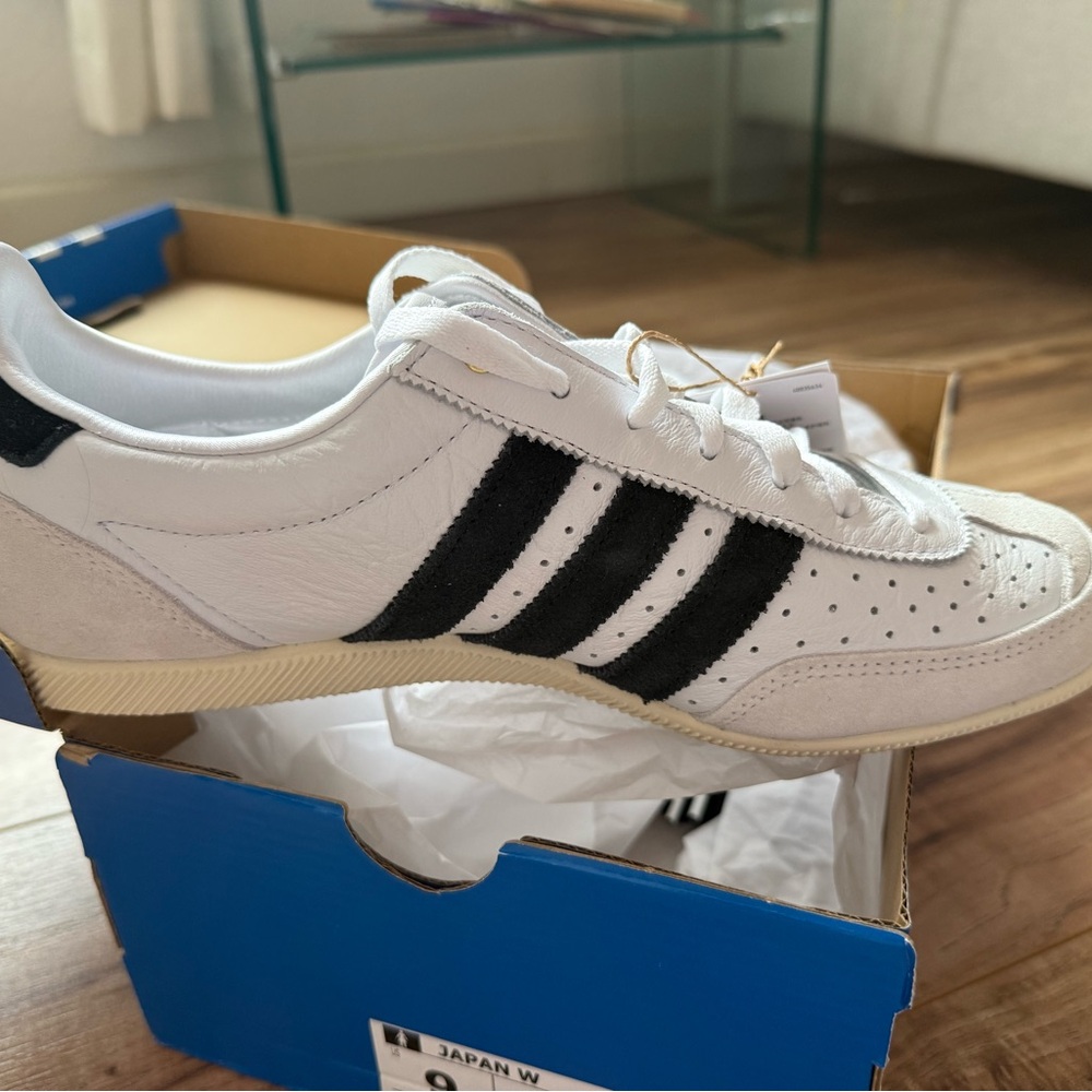 Adidas Japan White Sneakers with Black Stripes - Picture 5 of 5